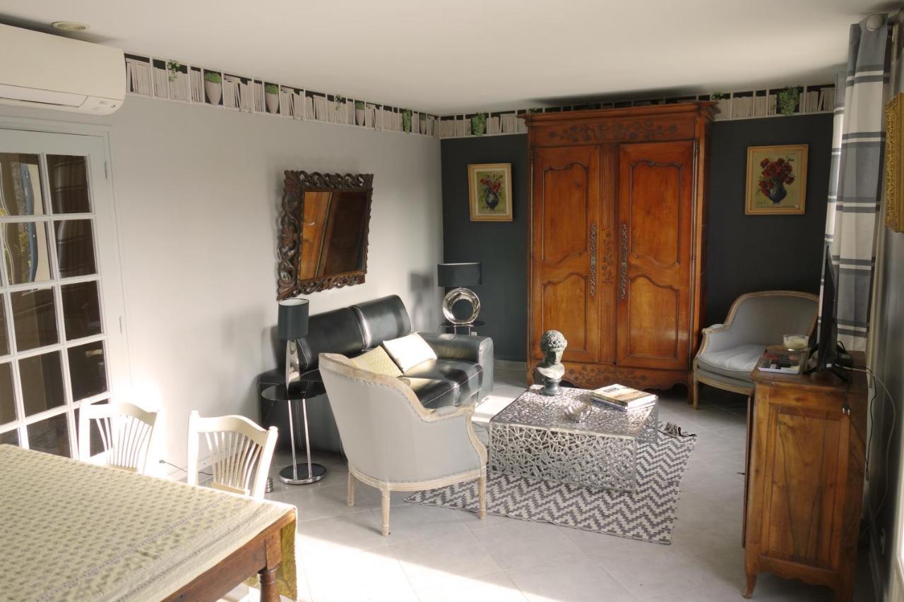 Bel Appartement Avec Grande Terrasse Sud Vaison-la-Romaine Exterior photo